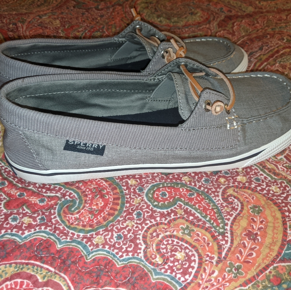 Sperry memory foam boat shoes